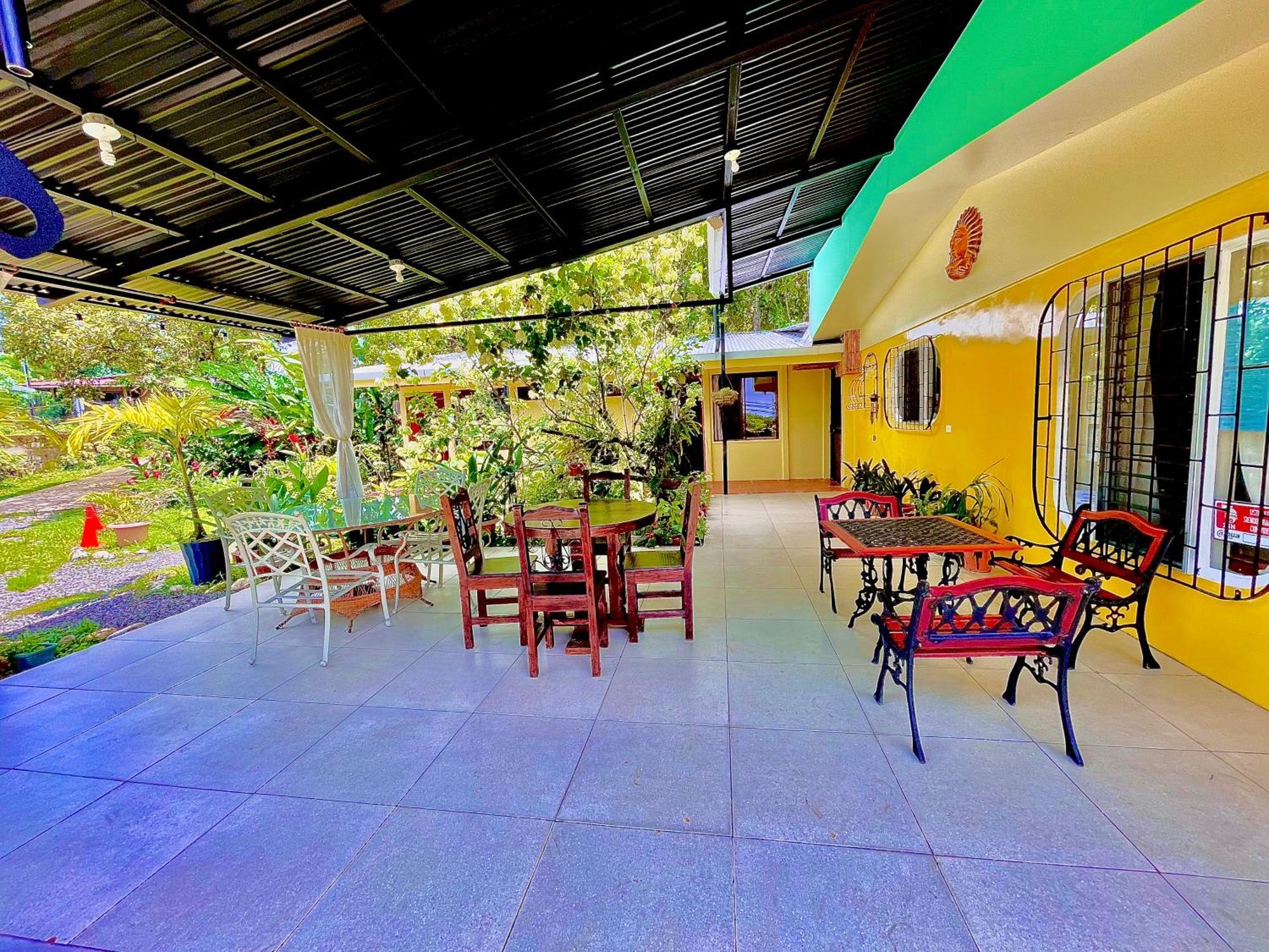 Hotel Tierra De Volcanes La Fortuna Bagian luar foto